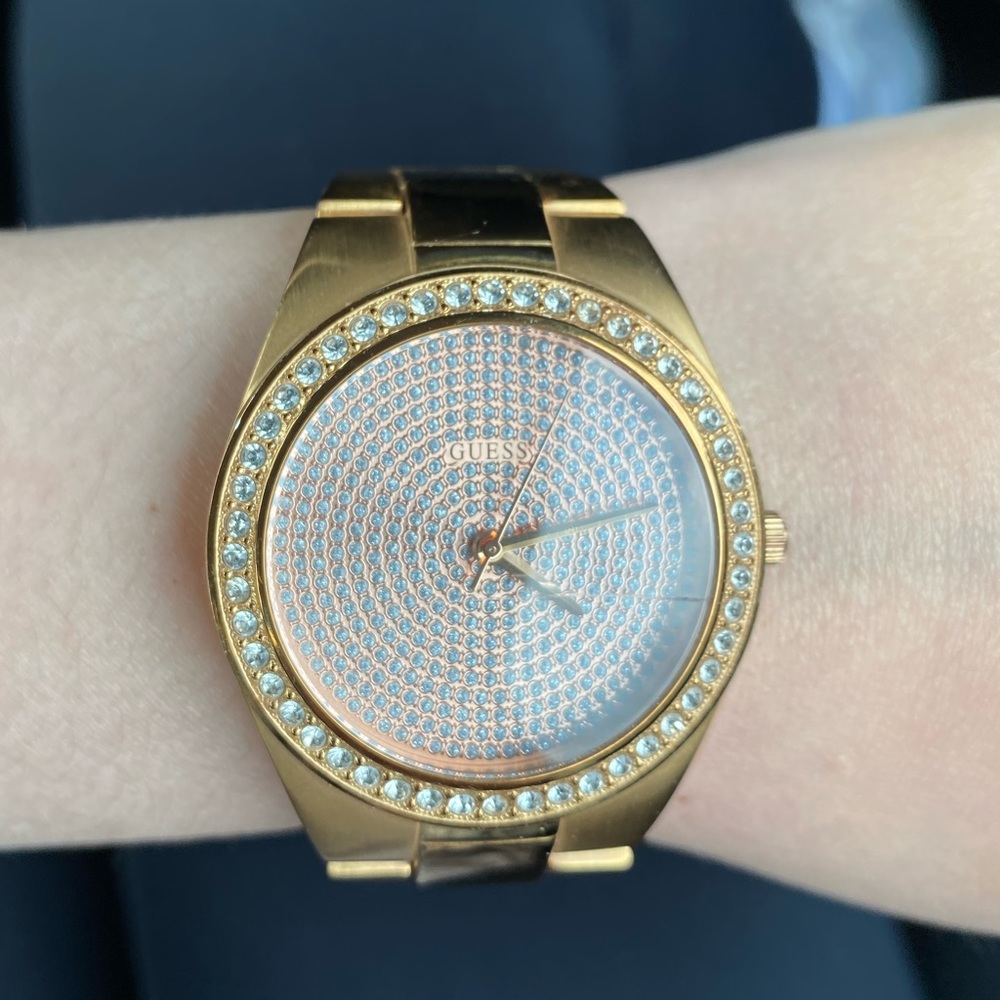 GUESS WATCH